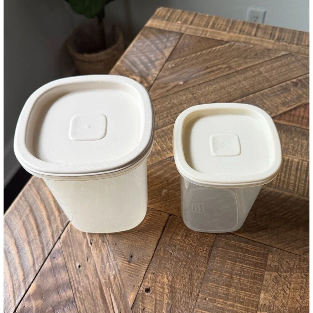 Set of 2 Rubbermaid Servin' Saver Food Canisters Containers #5 #8 Almond Lids
